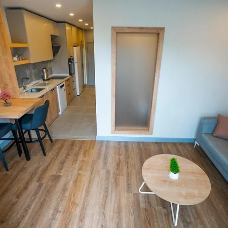 Letstay Marine Homes