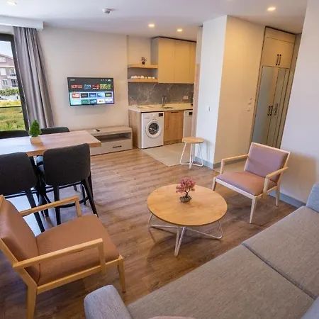 فندق Letstay Marine Homes 4*