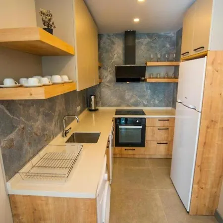 Lara Marine Homes Aparthotel